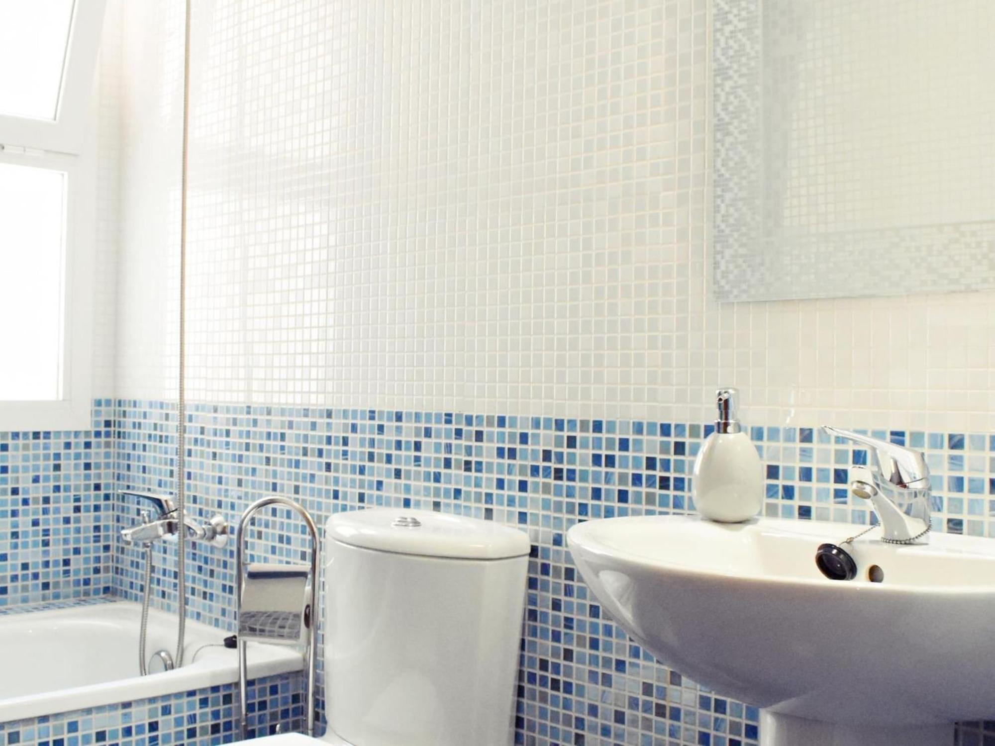 Fabuloso Apartamento Junto Al Soho Con Parking Privado Málaga Esterno foto